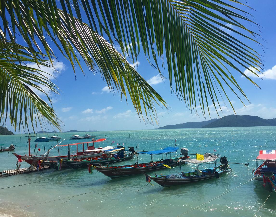 Eagle View Villa Bang Rak Beach  Eksteriør billede